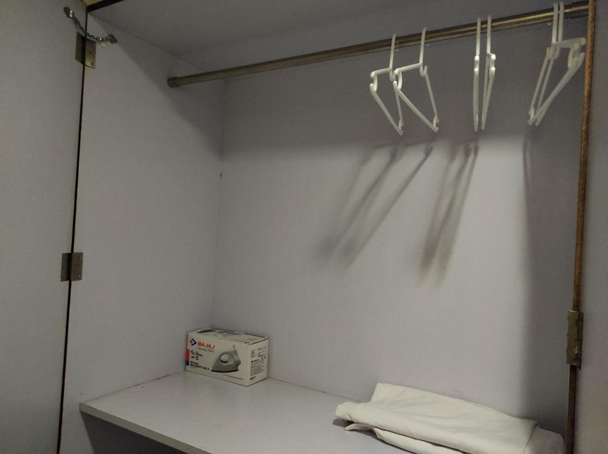 1bhk Ac Service 103 * Pune