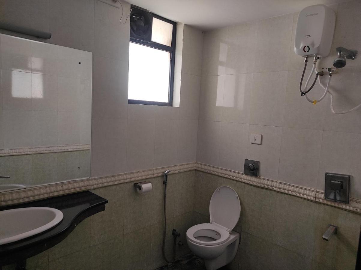 1bhk Ac Service 103 Apartment *