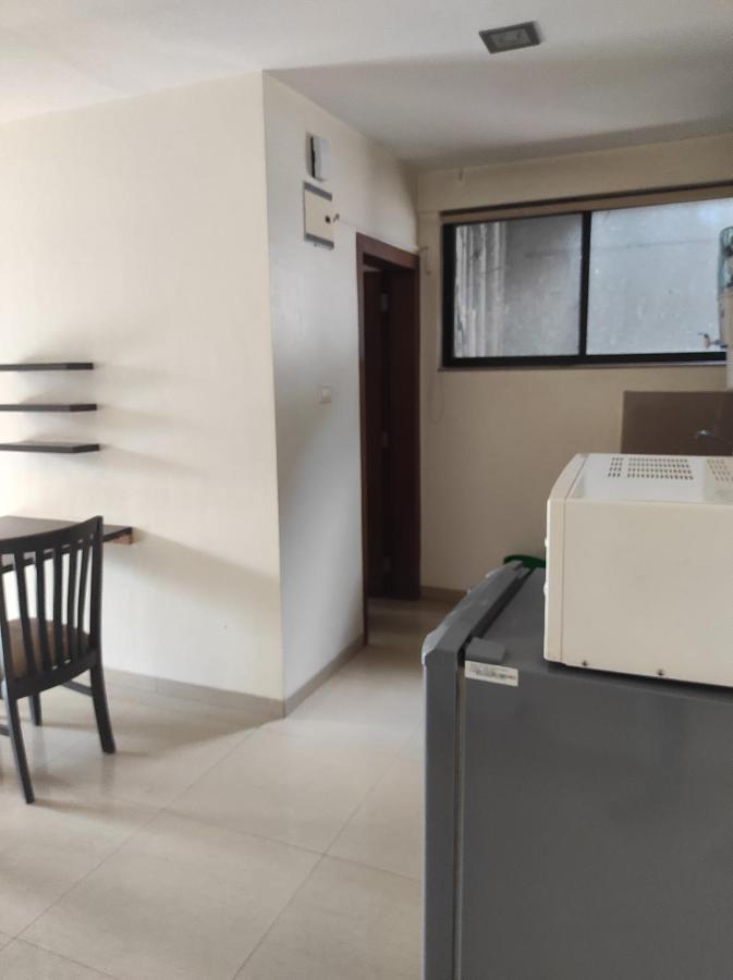 Apartment 1bhk Ac Service 103 Pune